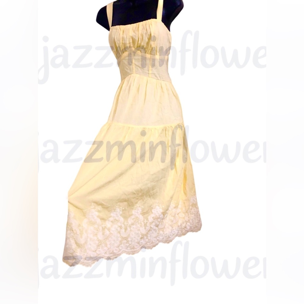 Trixxi butter yellow open tie back embroidered hem fit & flare dress size M new - Picture 3 of 17